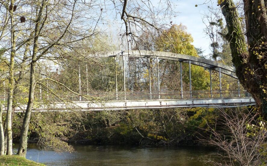 La passerelle dans les années 2020 avant sa démolition