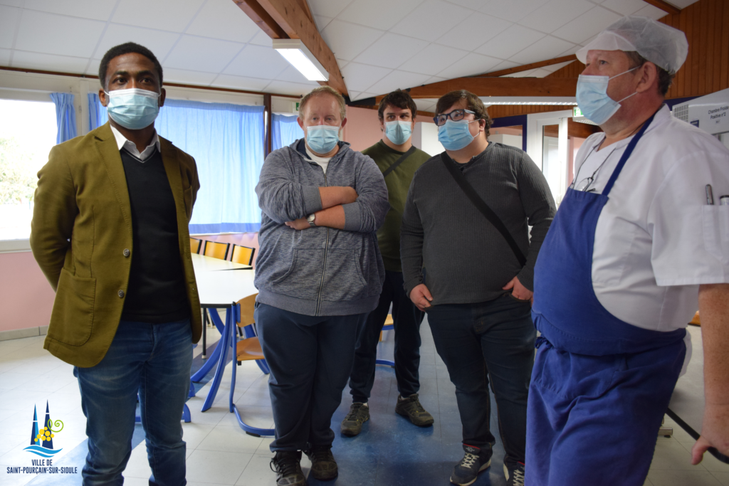 Les participants au Duoday avec le chef