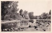 Vue de la passerelle en béton dans les années 1950