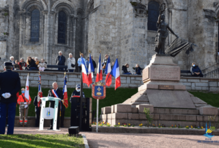 Discours du maire sur le monument aux morts le 11 novembre 2021