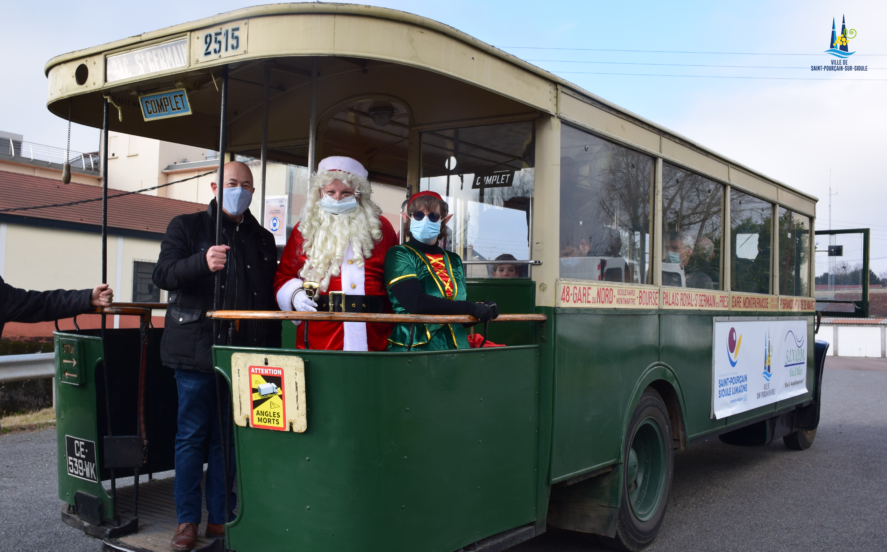 Le Père Noël et son lutin de passage pour saluer les autorités, les élus et partenaires.