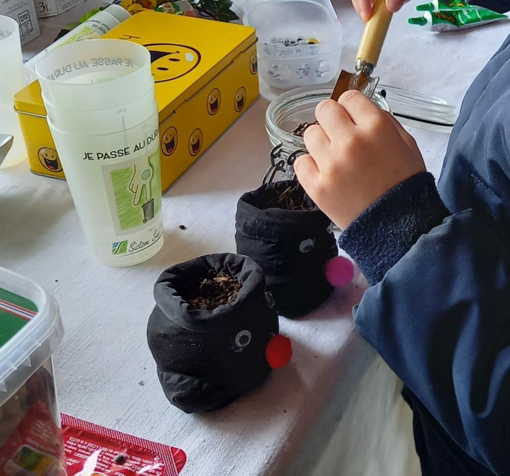 Atelier tête à planter 