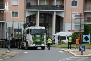 Opération de contrôle des poids lourds